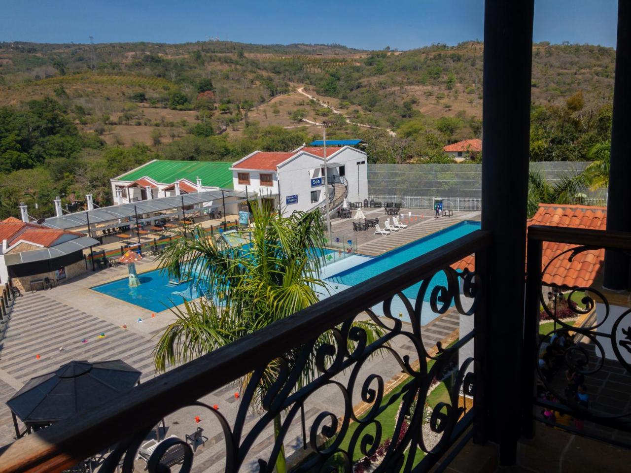 Hotel Majam'S Resort San Gil Exteriör bild