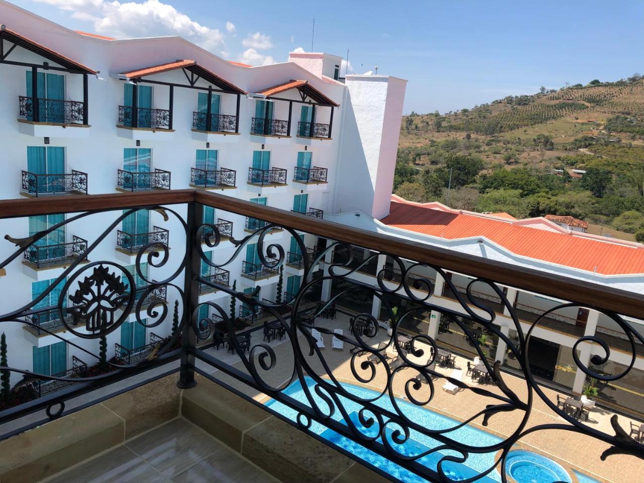 Hotel Majam'S Resort San Gil Exteriör bild